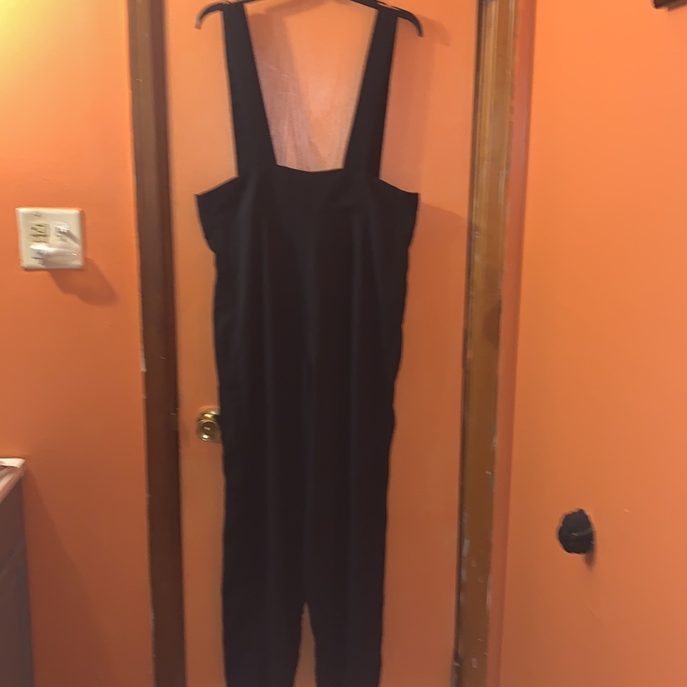 SHEIN BLACK Suspenders Romper Size XL - Picture 3 of 4